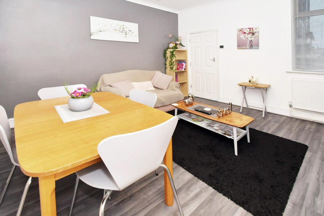 Townhouse @ Hanley Road Stoke Eksteriør bilde